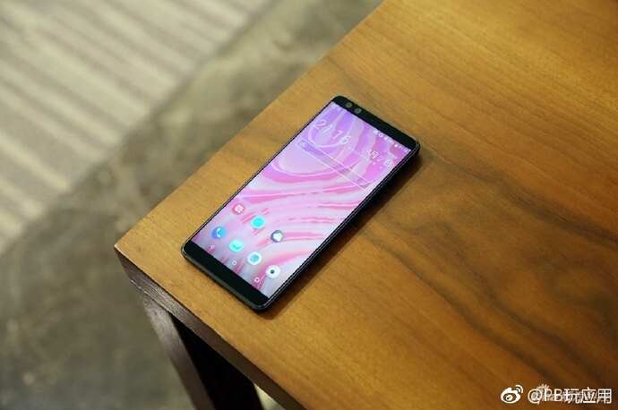 HTC U12+图赏：3D水漾玻璃颜值出众[多图]图片3